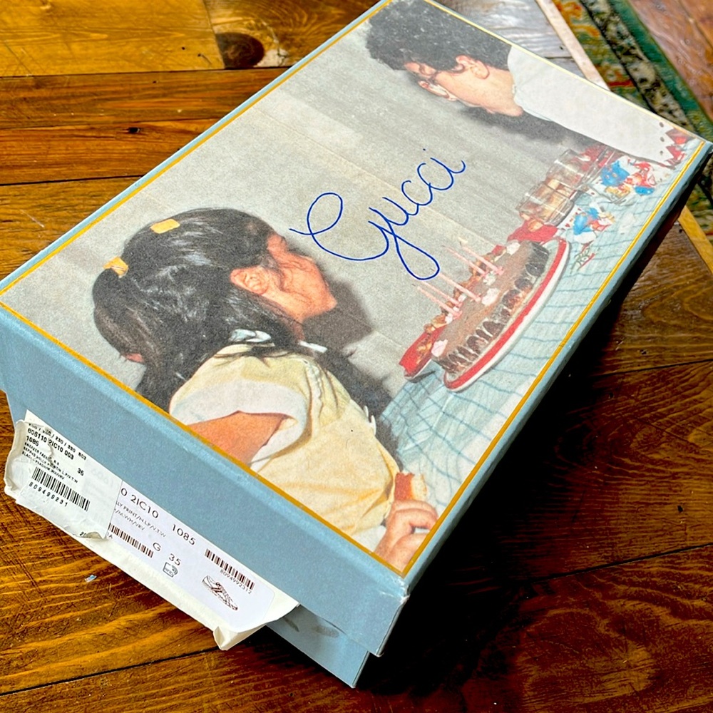 BNIB Gucci Tennis Sneakers Size 35